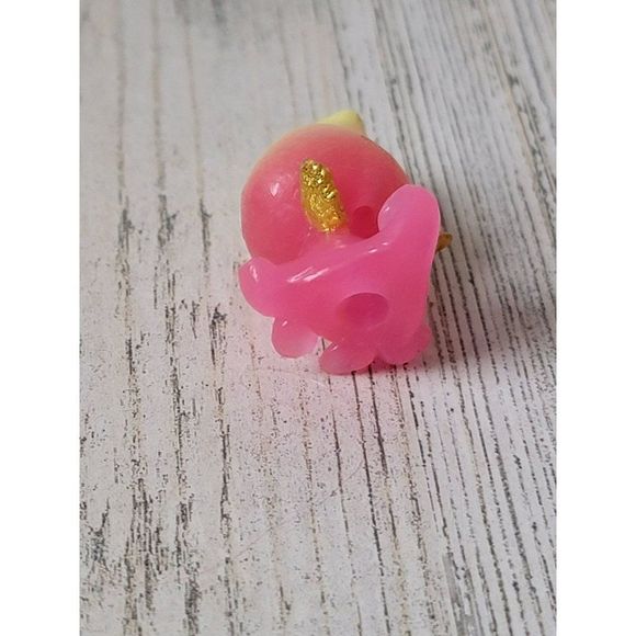 SML pink Camelion lizard Hatchimals glitter Wing mini toy figure - Picture 4 of 4